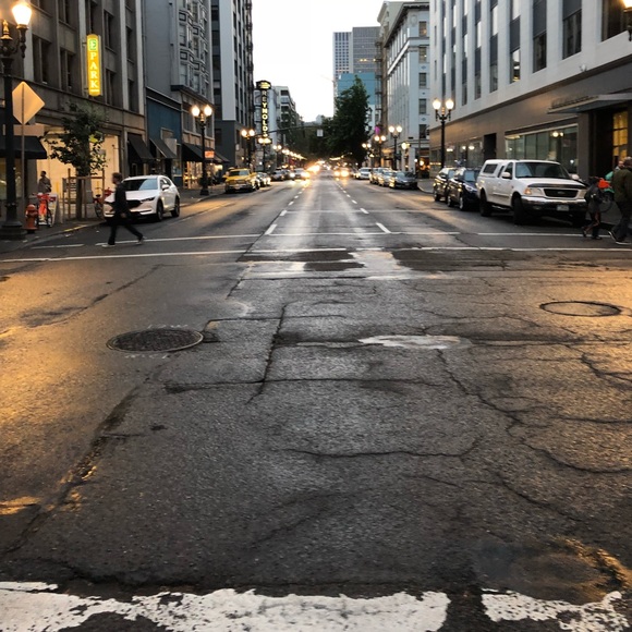 Meet your Posher, Heather - Picture 2 of 3